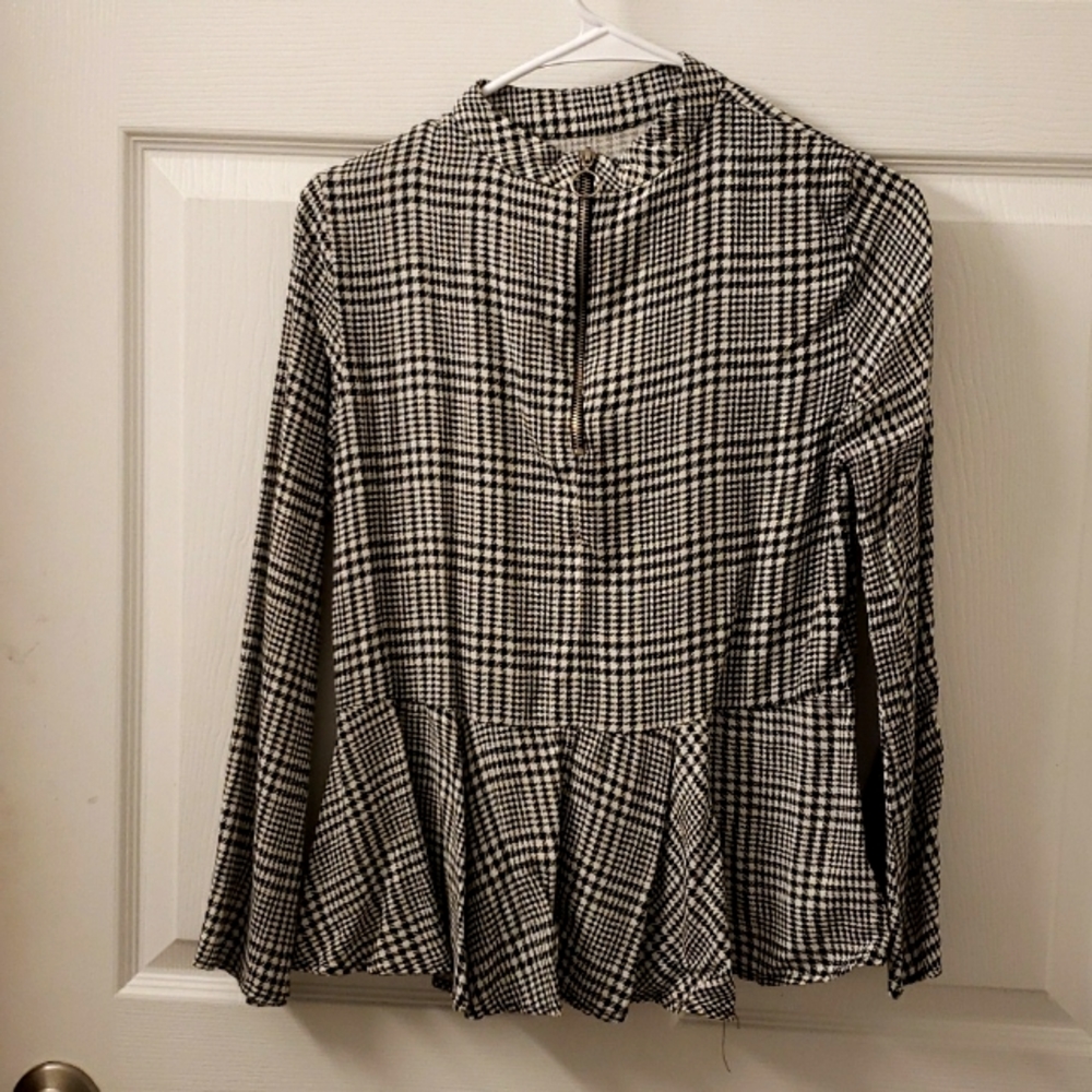 True Destiny Top with zipper collar